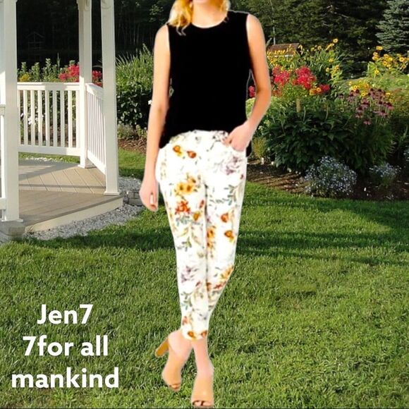 Jen7 by 7 for all mankind! White quality pants with pretty floral design… - Picture 1 of 11